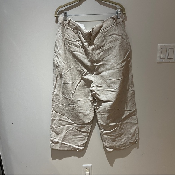 The Effortless Pant Cropped - CruiseLinen - Picture 5 of 7